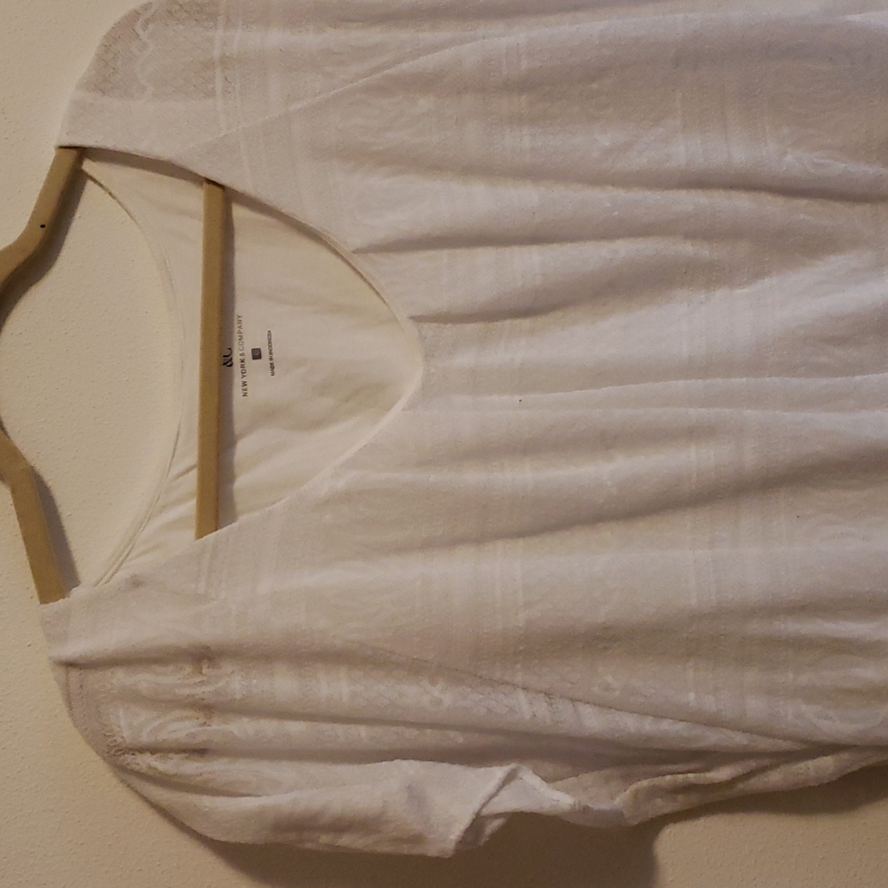White cotton top